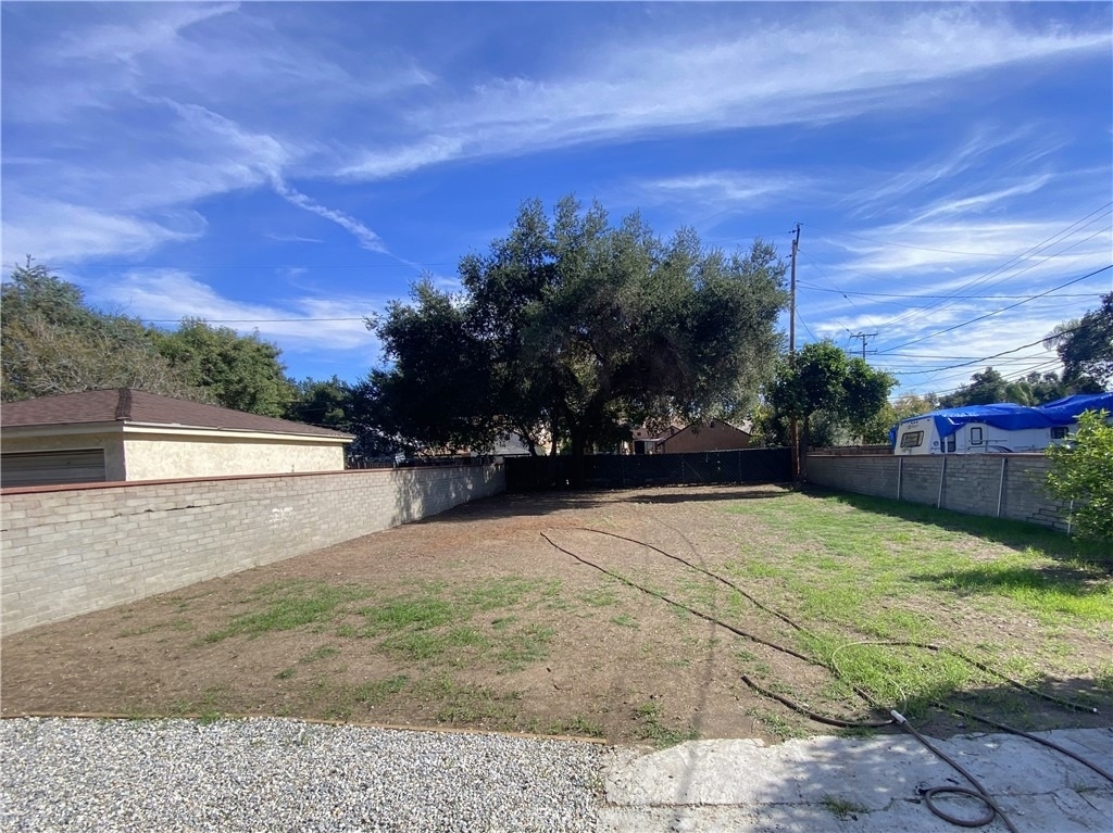 2717 Crescent Avenue - Photo 11