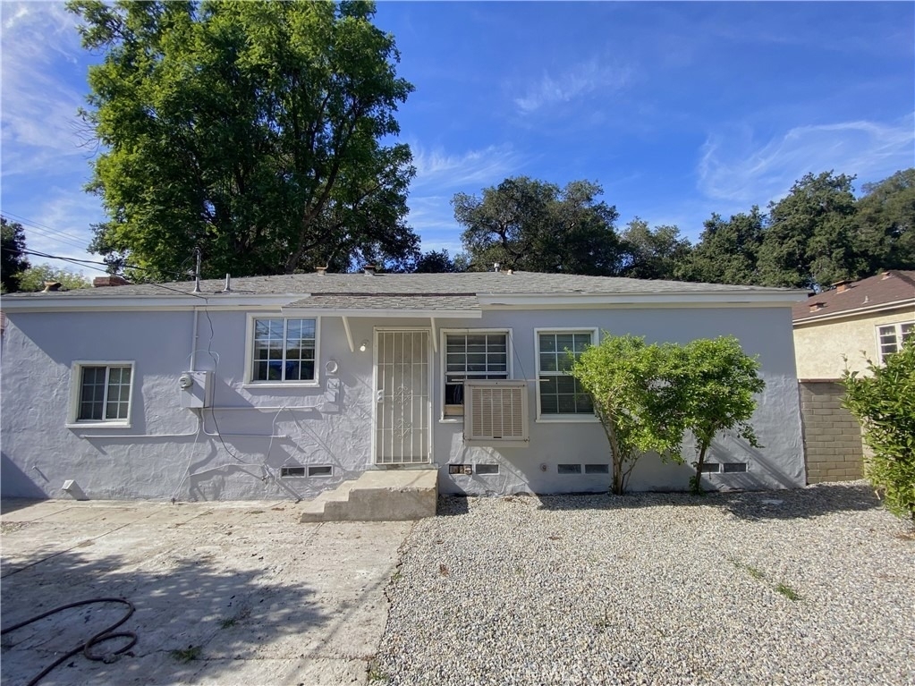 2717 Crescent Avenue - Photo 9
