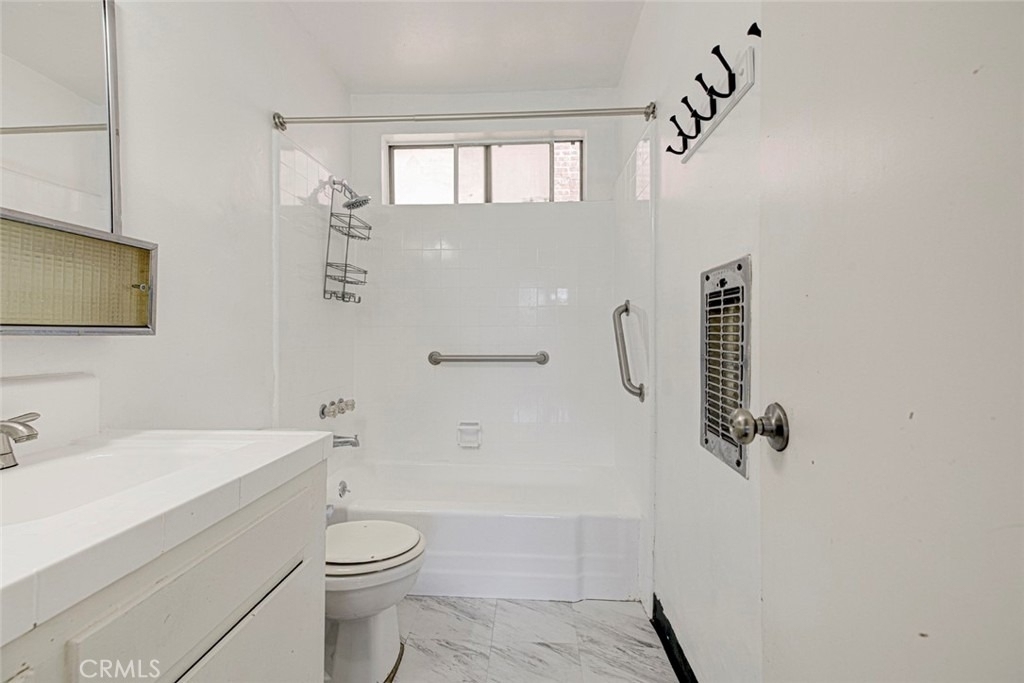 1835 N Alexandria Boulevard - Photo 16