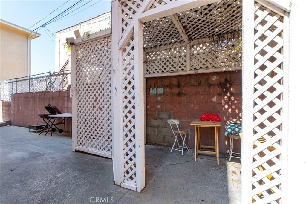 1835 N Alexandria Boulevard - Photo 17