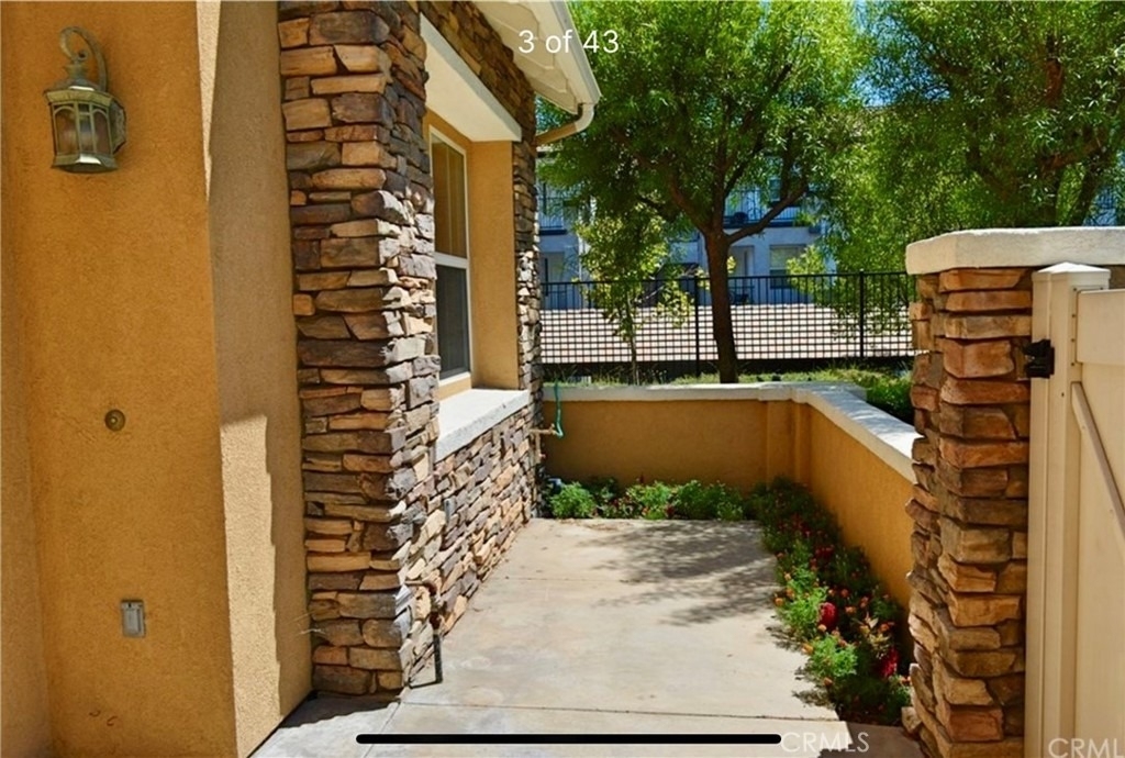 12199 N Main Street - Photo 1