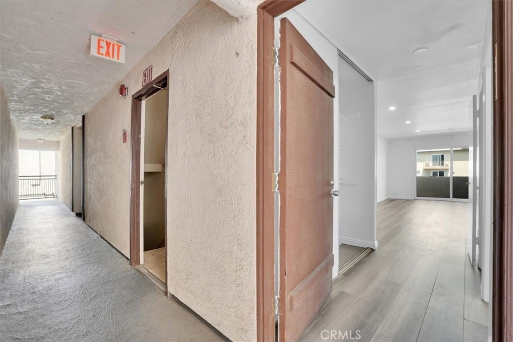 5412 Lindley Avenue - Photo 21