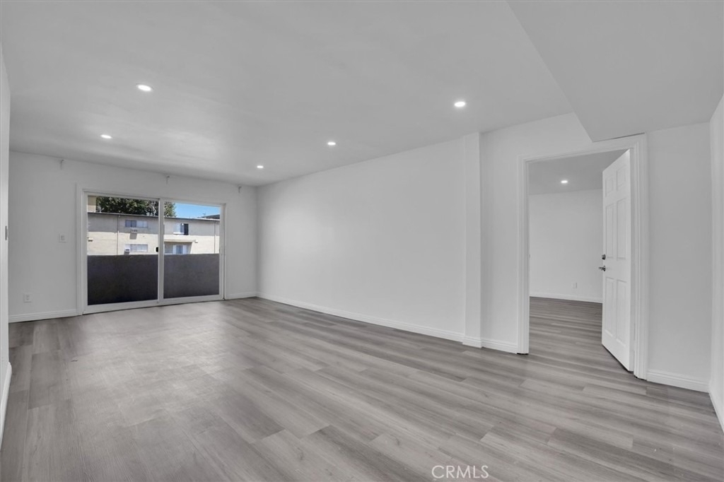 5412 Lindley Avenue - Photo 9