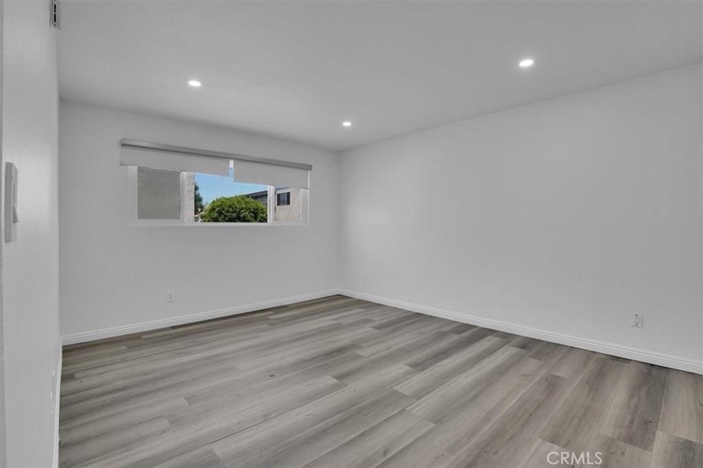 5412 Lindley Avenue - Photo 25