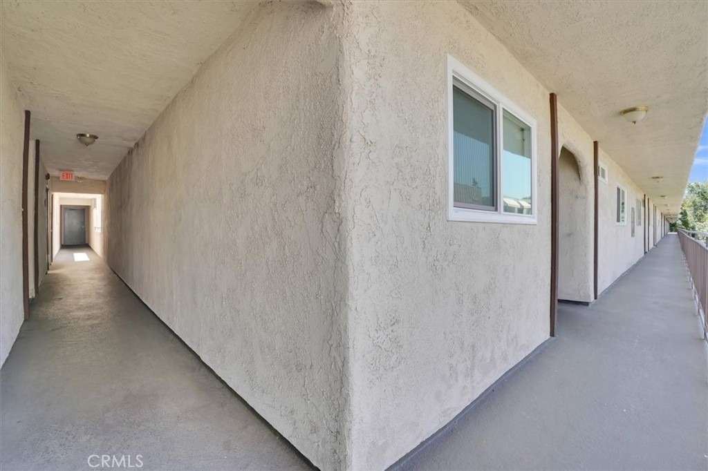 5412 Lindley Avenue - Photo 33