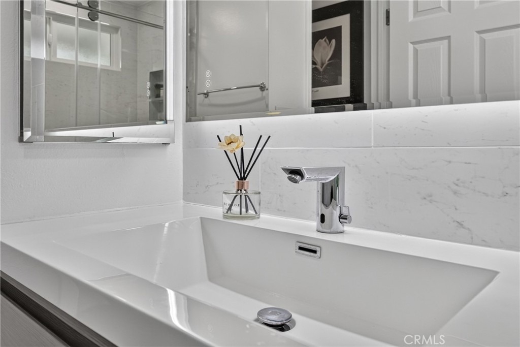 4641 Newman - Photo 34