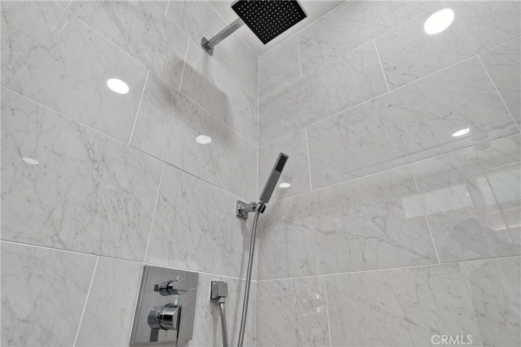 4641 Newman - Photo 32