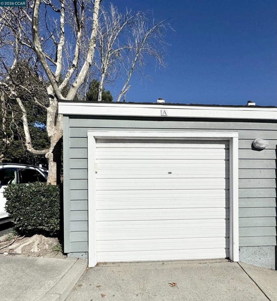 7860 Canyon Meadow Cir - Photo 23