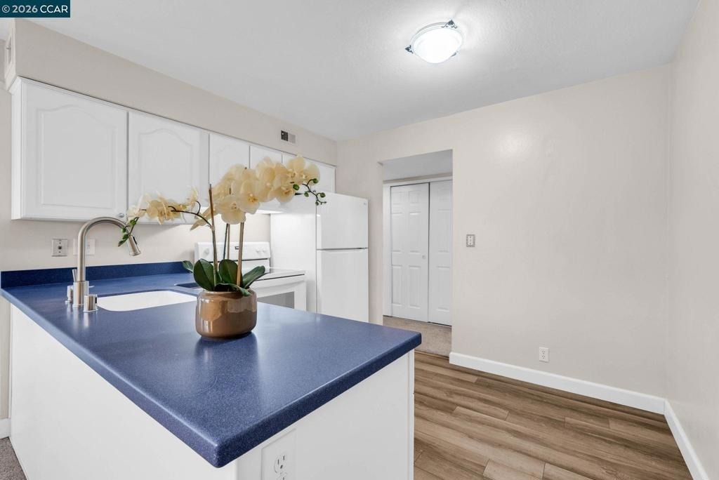 1812 Cole Ave - Photo 15