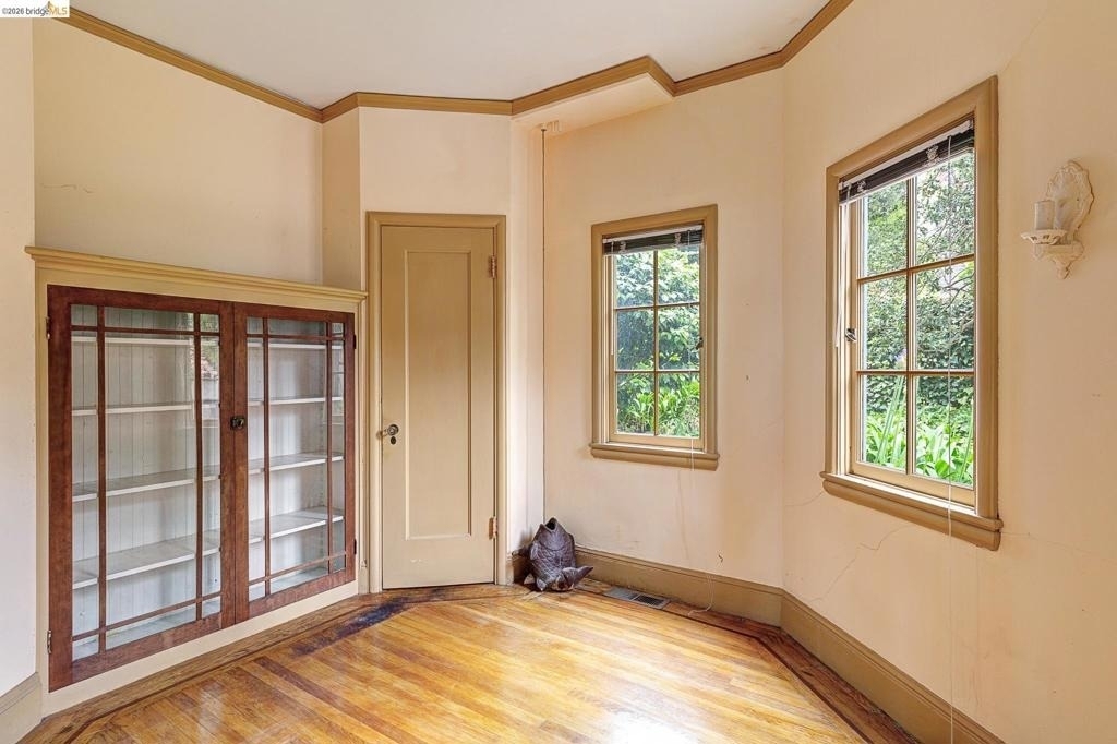 1542 Hawthorne Ter - Photo 13