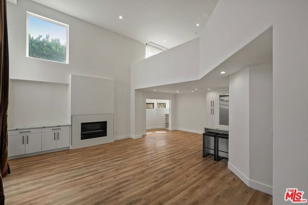 1107 Princeton Street - Photo 2
