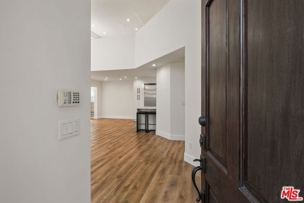 1107 Princeton Street - Photo 1