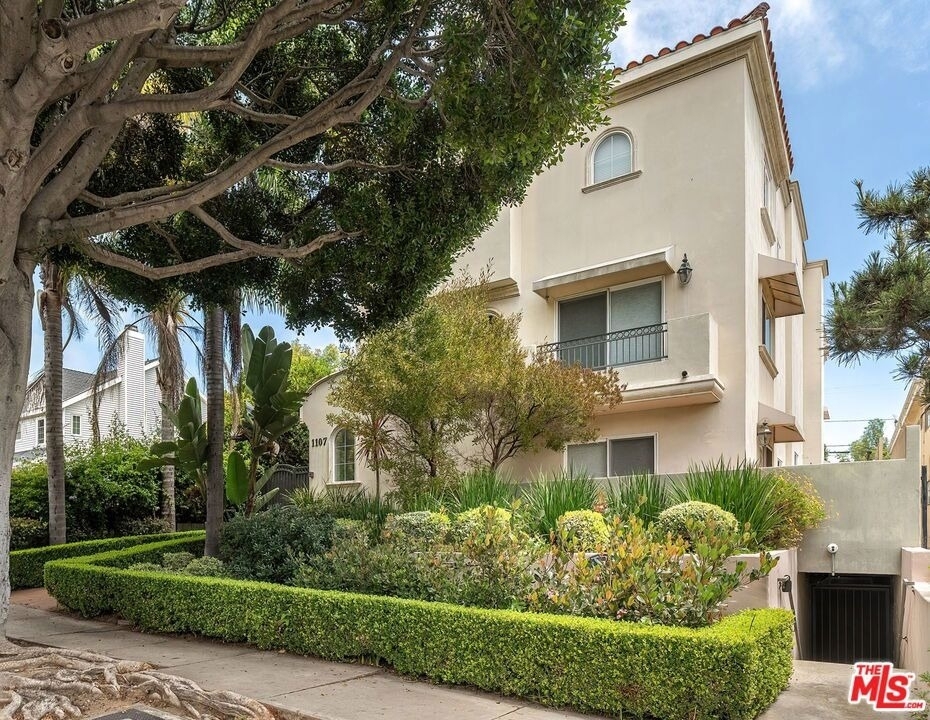 1107 Princeton Street - Photo 0