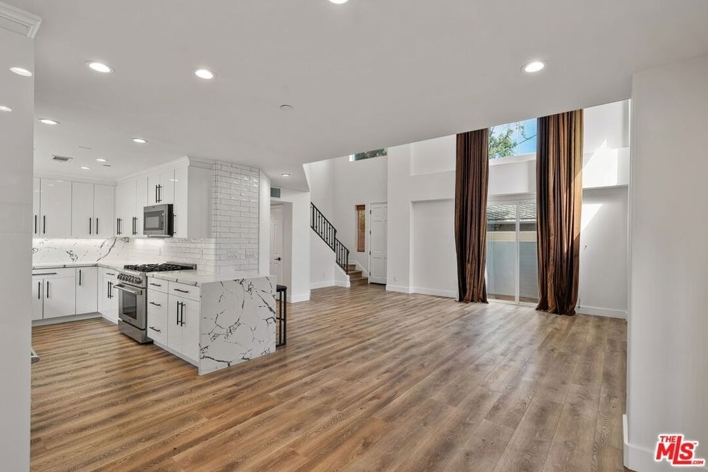 1107 Princeton Street - Photo 9