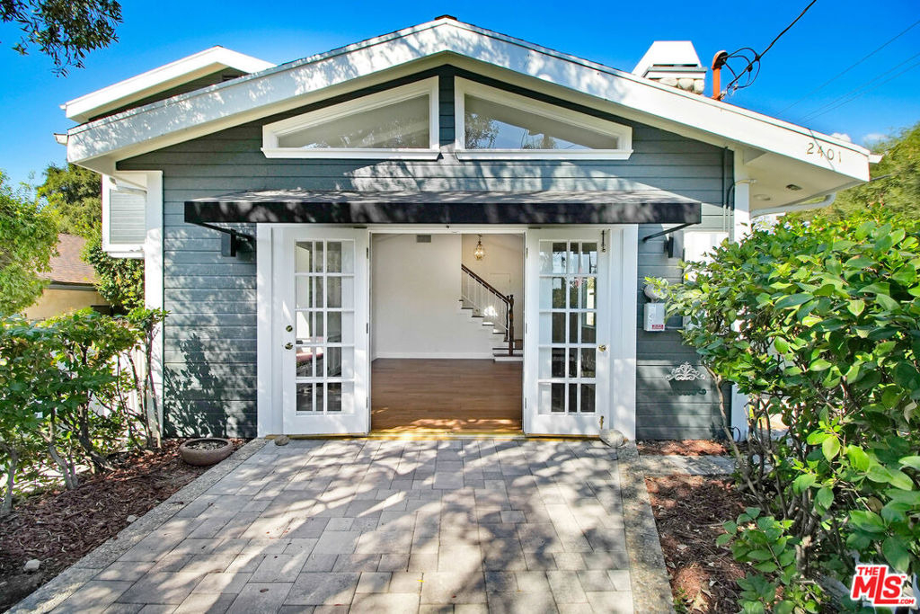 2401 Olive Avenue - Photo 1