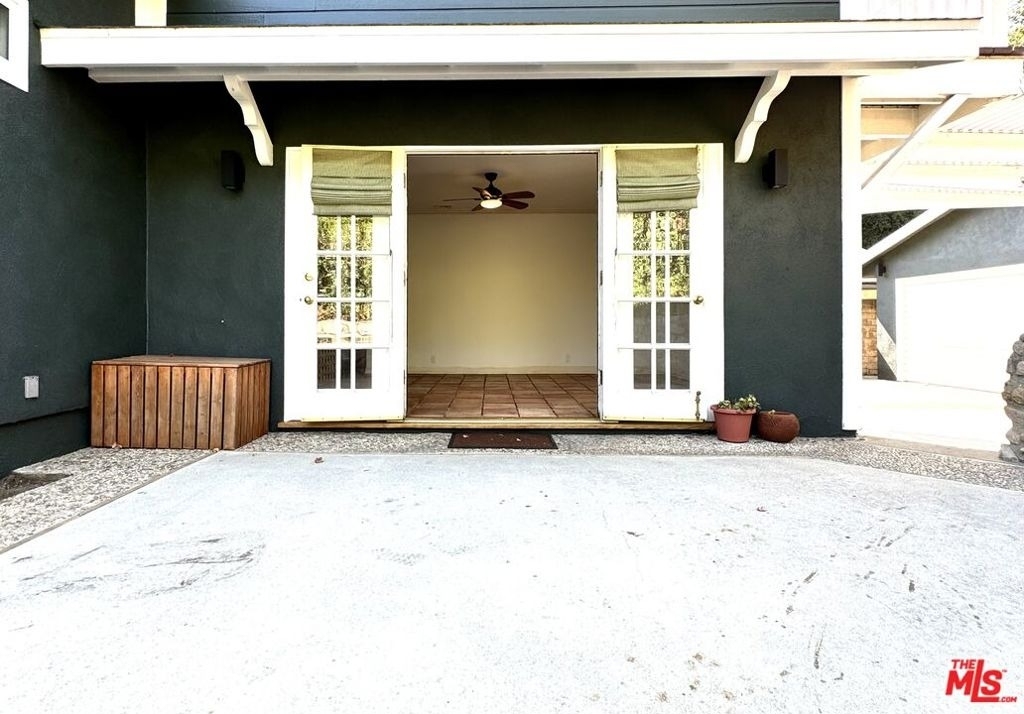 2401 Olive Avenue - Photo 53