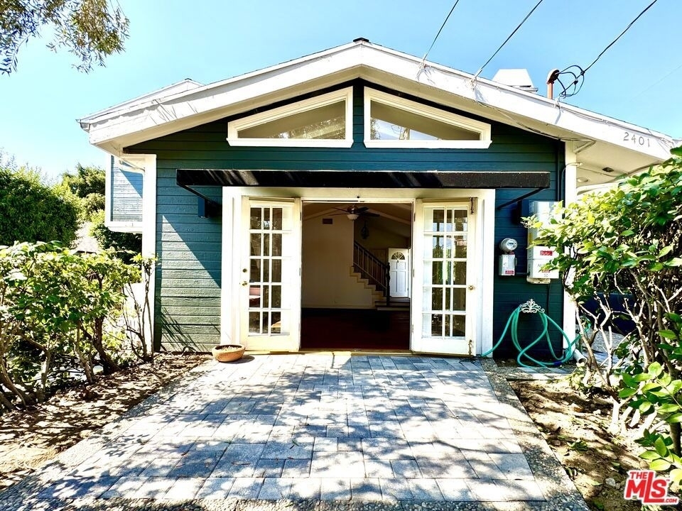 2401 Olive Avenue - Photo 51