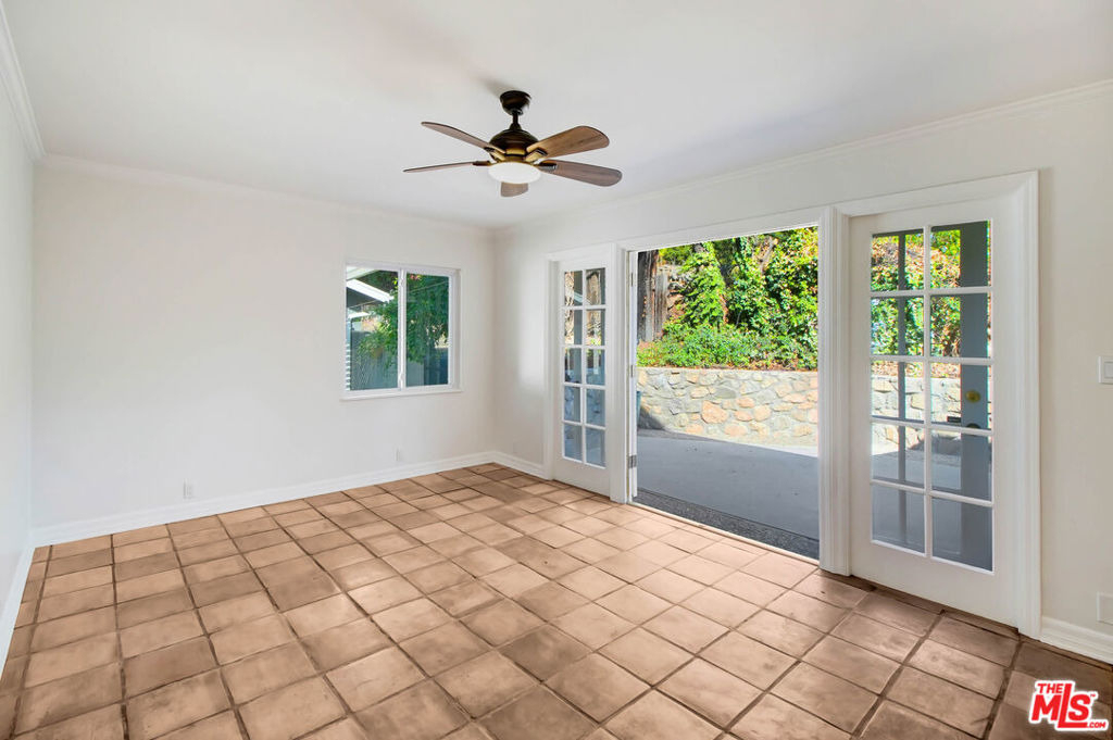 2401 Olive Avenue - Photo 15