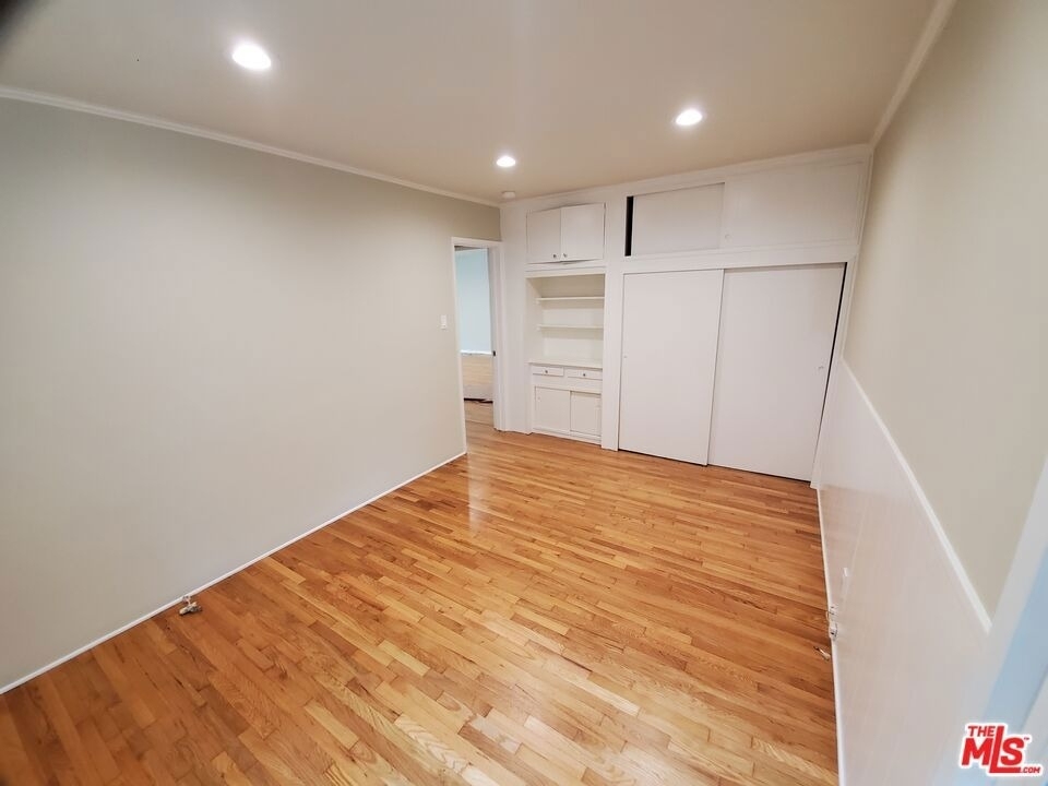 676 Bienveneda Avenue - Photo 5