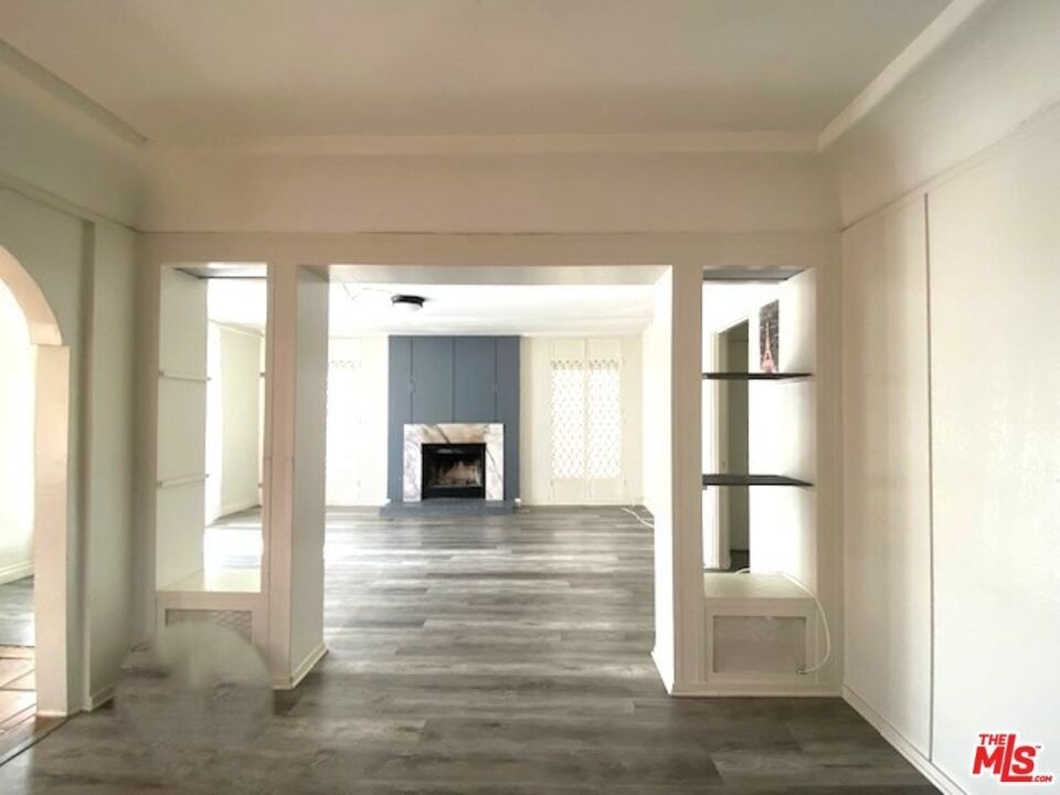 10623 Kinnard Avenue - Photo 12