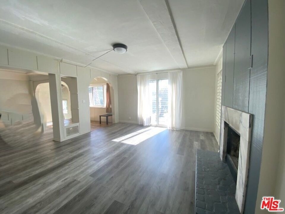 10623 Kinnard Avenue - Photo 16