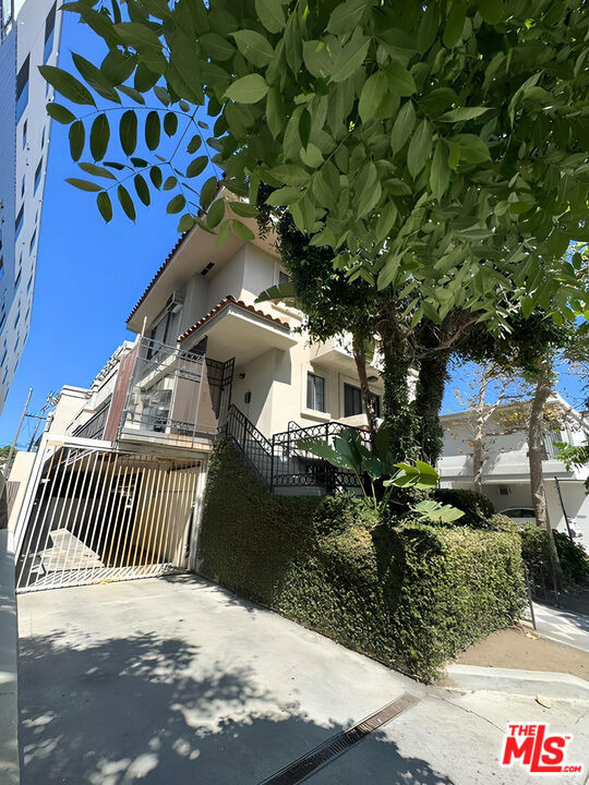 3648 Motor Avenue - Photo 15