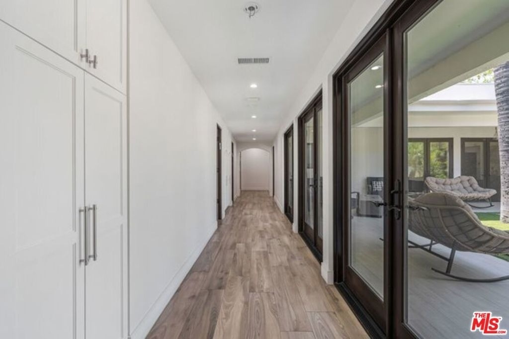 17520 Embassy Drive - Photo 30