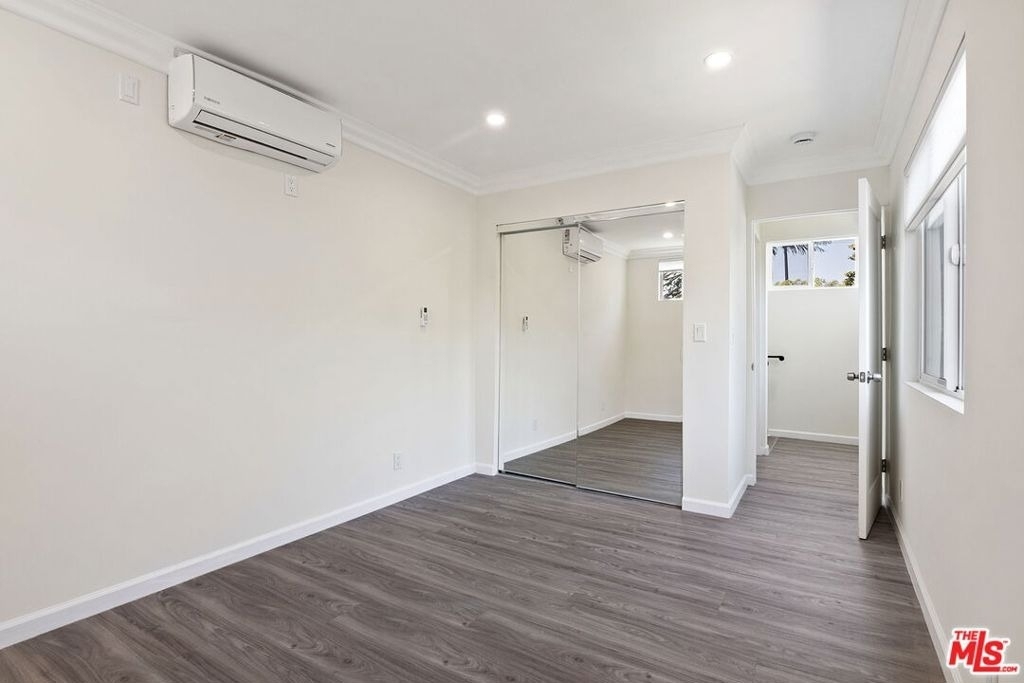 10679 Olympic Boulevard - Photo 20