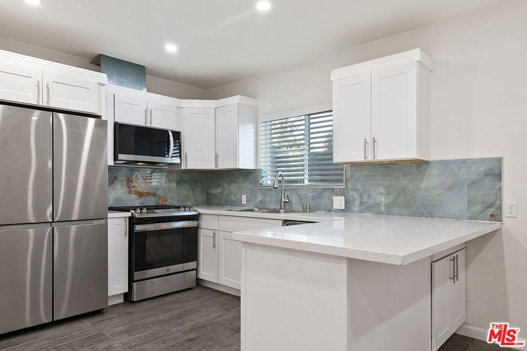 10679 Olympic Boulevard - Photo 6