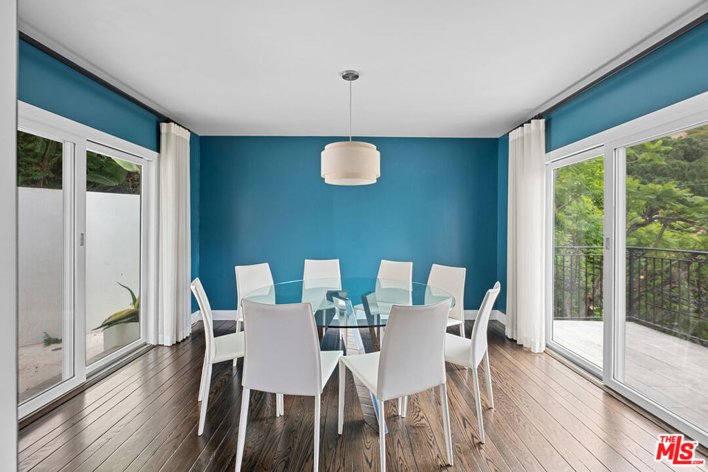 1759 N Beverly Drive - Photo 10