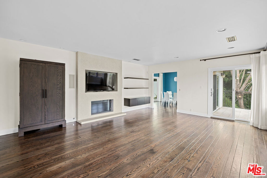 1759 N Beverly Drive - Photo 8