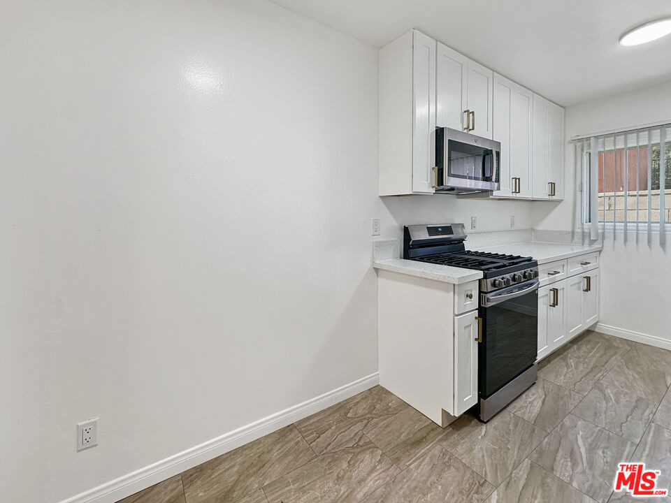 804 E Kelso Street - Photo 6