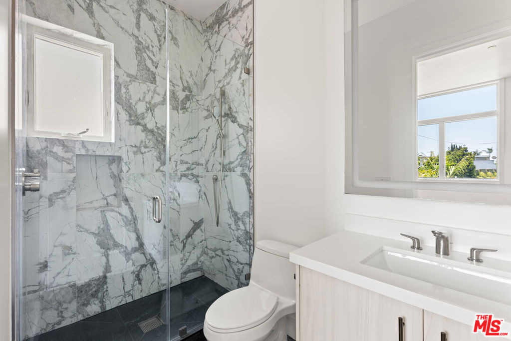 728 Indiana Avenue - Photo 9