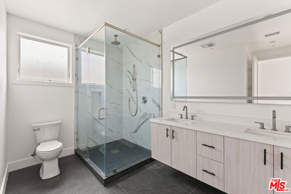728 Indiana Avenue - Photo 4