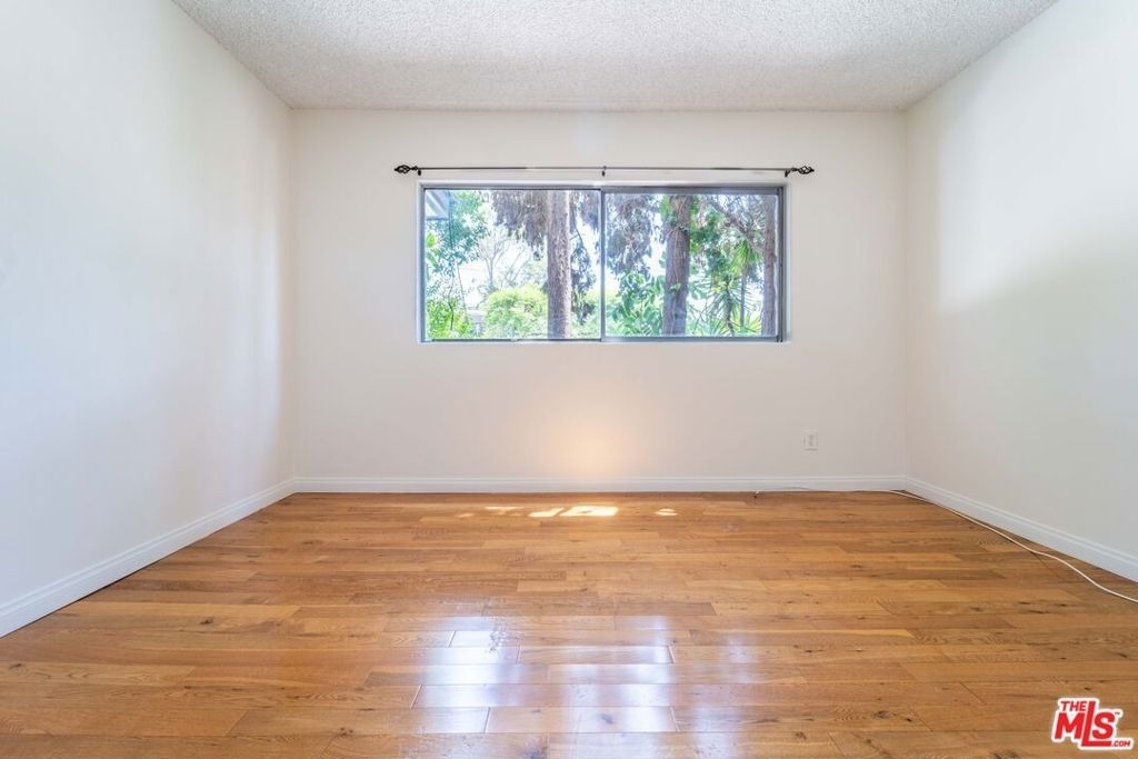 941 N San Vicente Boulevard - Photo 9