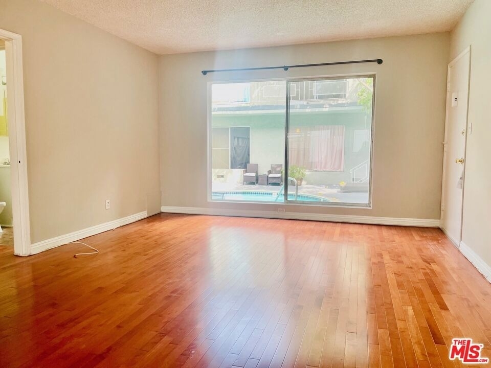 941 N San Vicente Boulevard - Photo 1