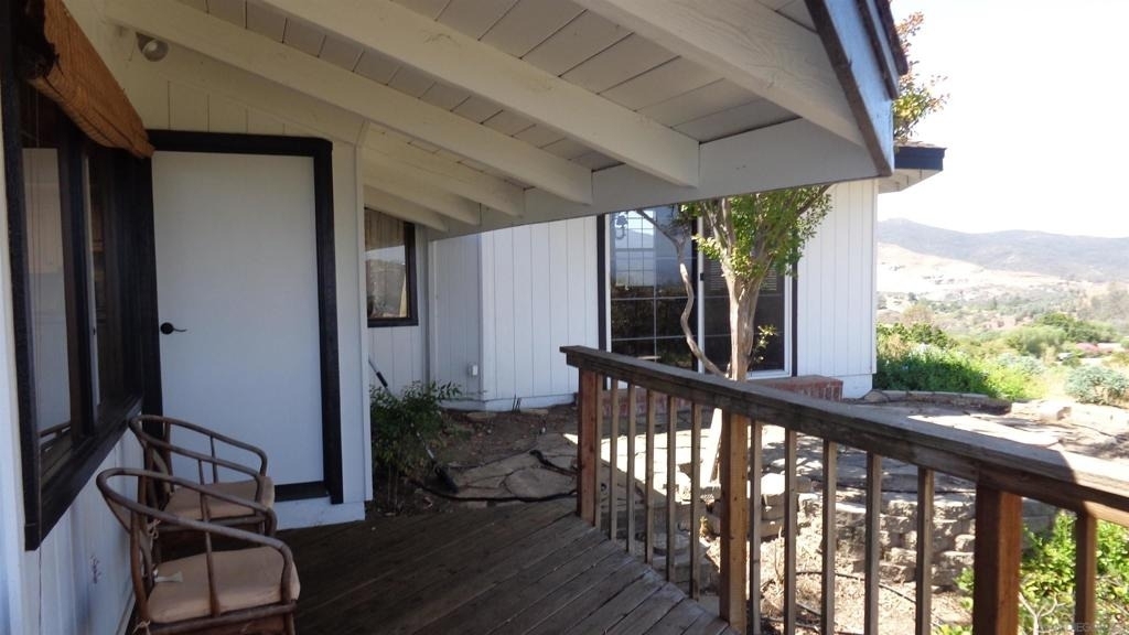 3730 Silverleaf Ln. - Photo 4