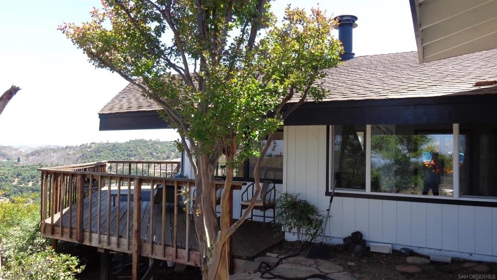 3730 Silverleaf Ln. - Photo 6