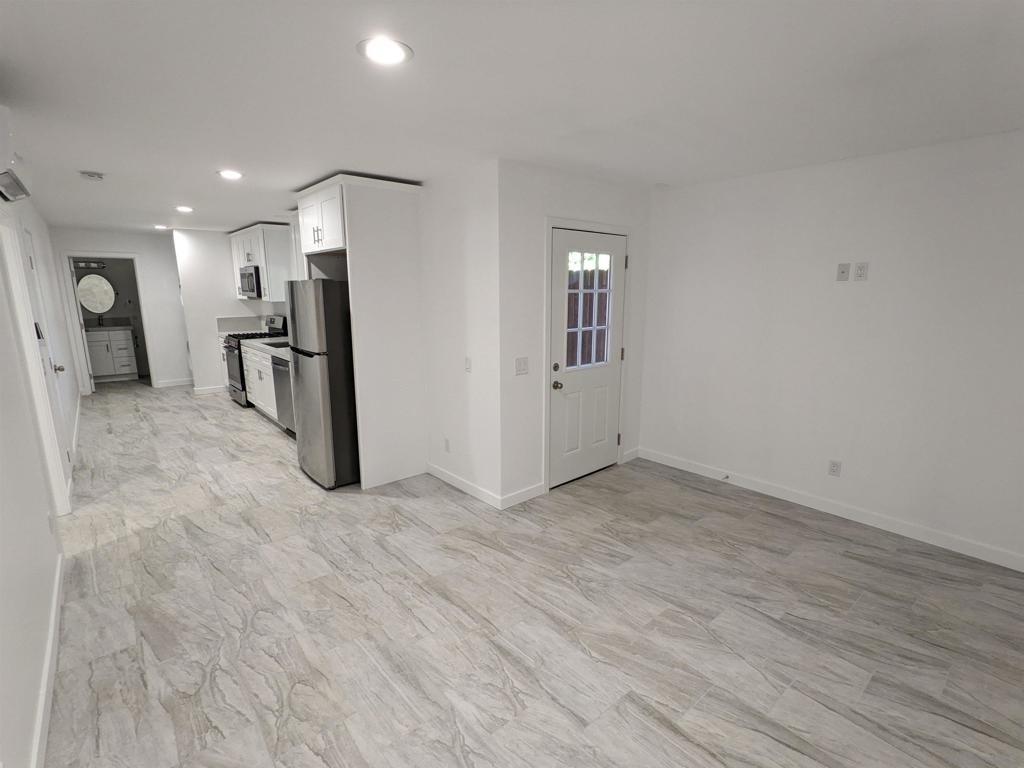 4163 Marian St - Photo 9