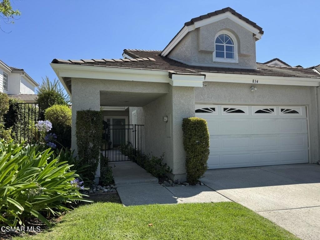 834 Sunstone Street - Photo 0