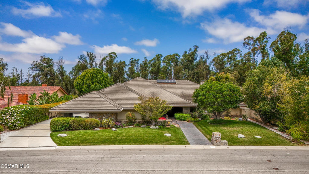 31 Alviso Drive - Photo 0