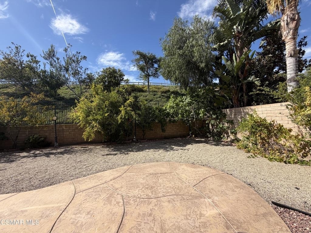 1837 Seasons Street - Photo 27