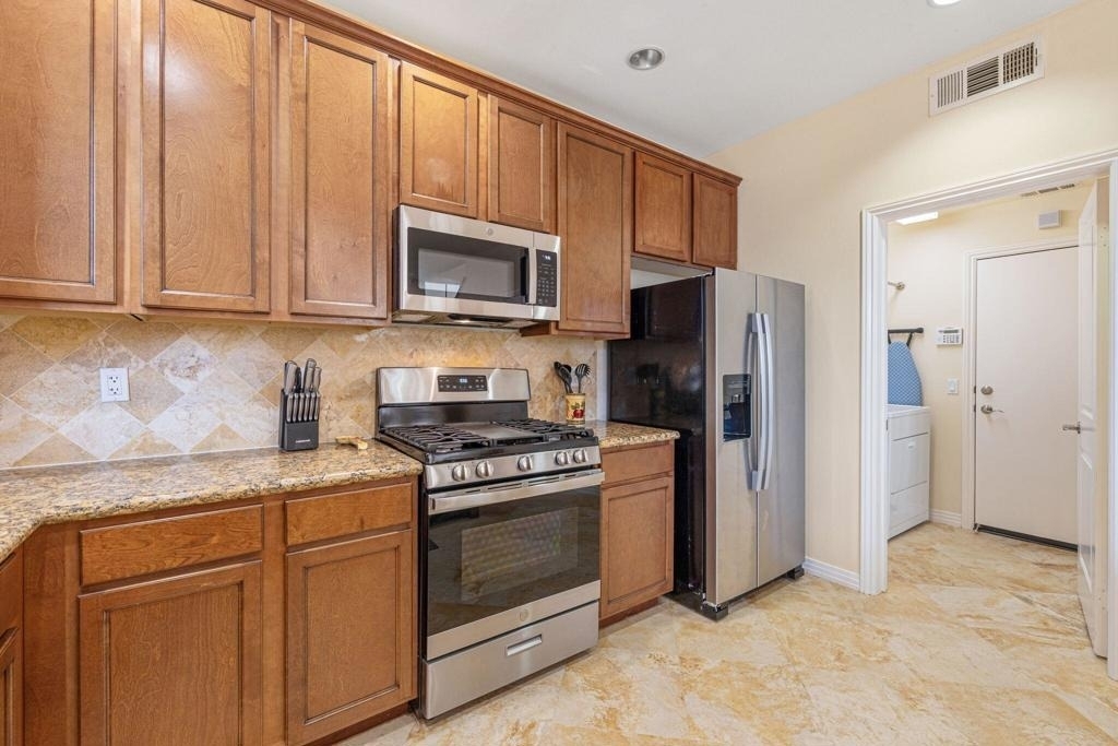 52230 Desert Spoon Court - Photo 17