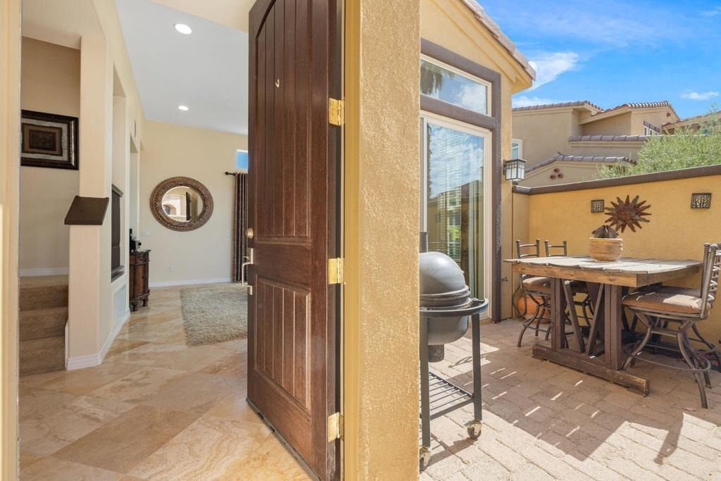 52230 Desert Spoon Court - Photo 4