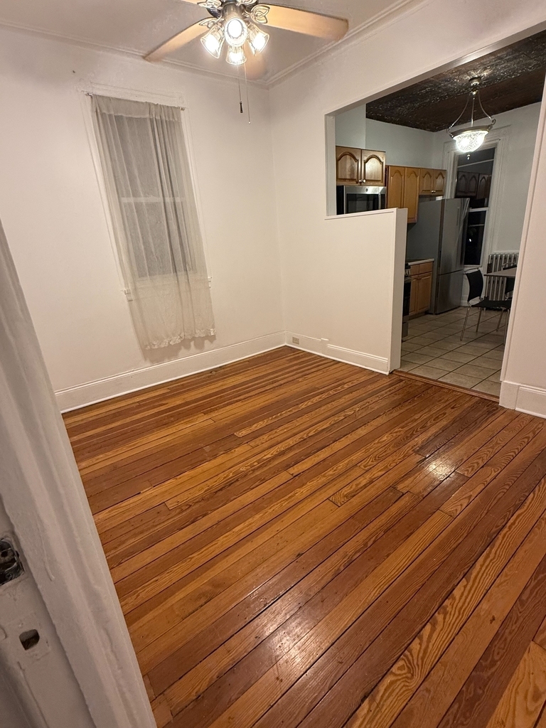 1736 Stanhope Street - Photo 1