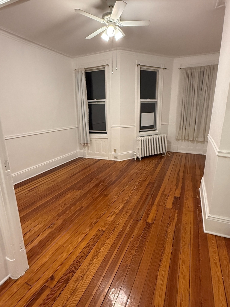 1736 Stanhope Street - Photo 6