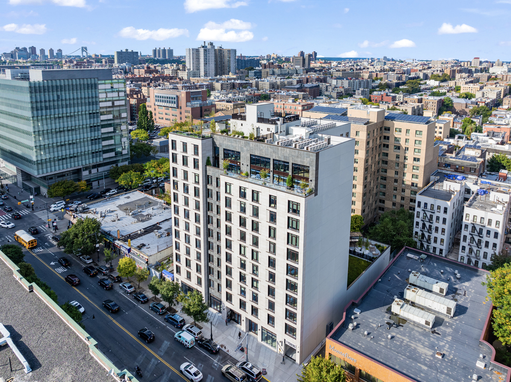 East 161st Street - Photo 6