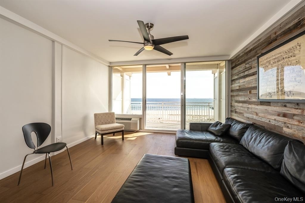830 Shore - Photo 11