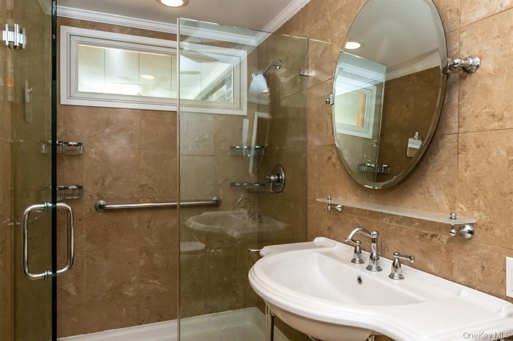 830 Shore - Photo 4