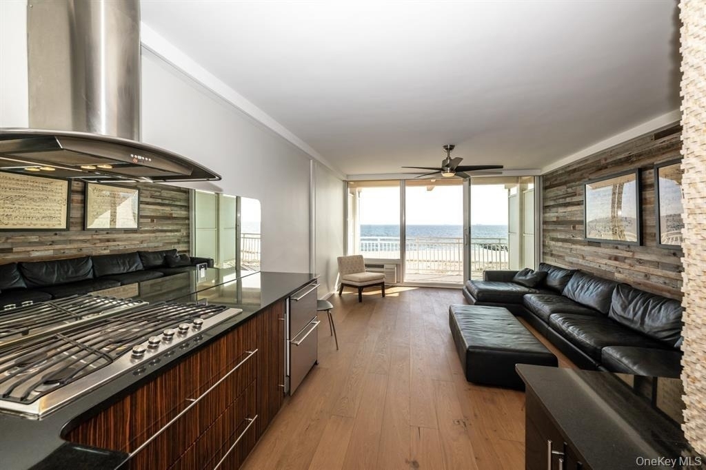 830 Shore - Photo 7